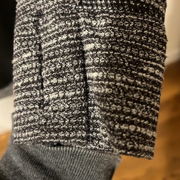 Lululemon “Runaway Fleece” black hooded fleece sweatshirt - Picture 7 of 9